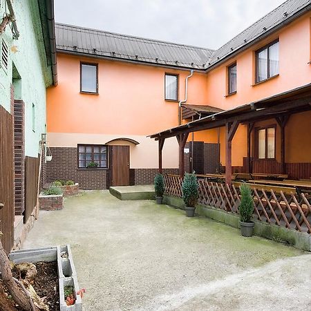 Penzion Ostrava-Levne Ubytovani Экстерьер фото