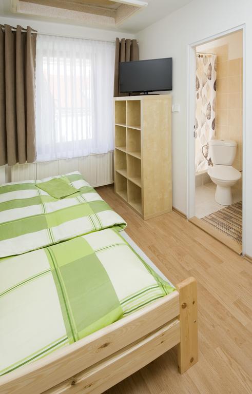 Penzion Ostrava-Levne Ubytovani Экстерьер фото